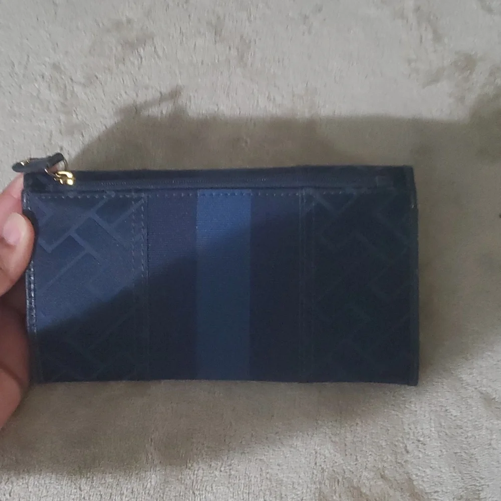 Tommy Hilfiger Navy Blue Compact Wallet - Picture 7 of 7